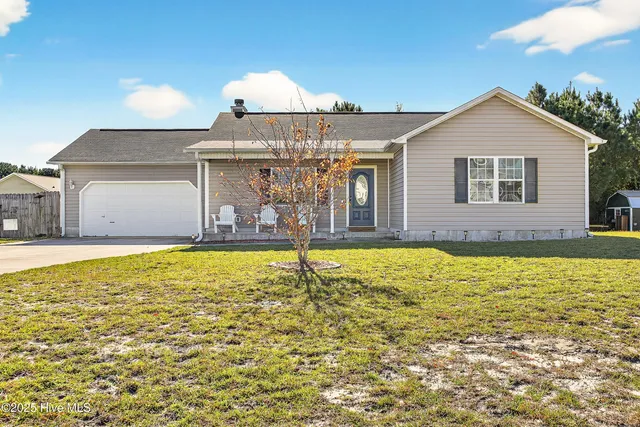 $268,000 | 109 Jenna Rea Road, Hubert, NC 28539