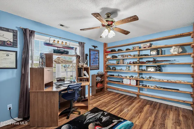 $268,000 | 109 Jenna Rea Road, Hubert, NC 28539