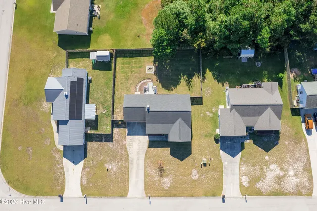 $268,000 | 109 Jenna Rea Road, Hubert, NC 28539