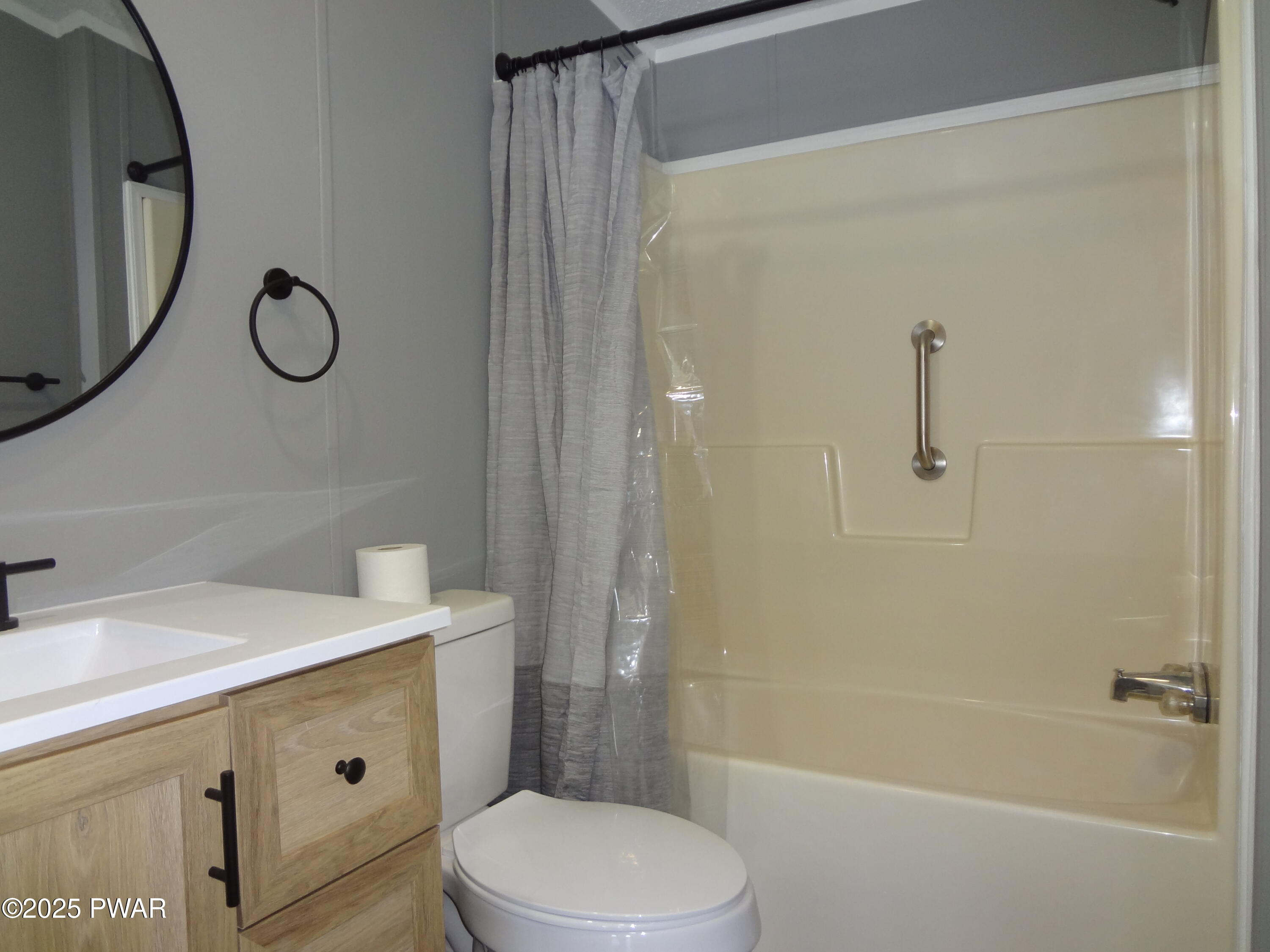 364 Roemerville Road Greentown, PA 18426 - Photo 22 of 45 Bathroom 2
