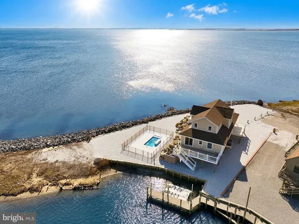 an aerial view of a ocean