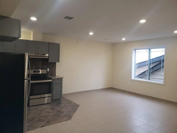 $1,850 | 44 Bergen Boulevard, Unit 9, Fairview, NJ 07022