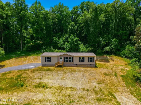 $239,000 | 1009 South Gateway Avenue, Rockwood, TN 37854