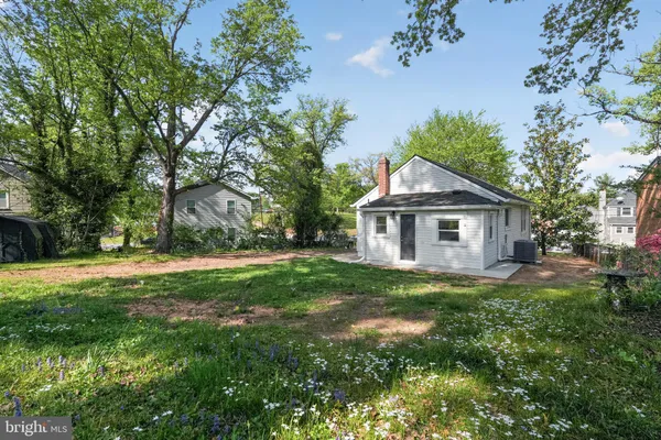 $369,000 | 516 71st Street, Capitol Heights, MD 20743