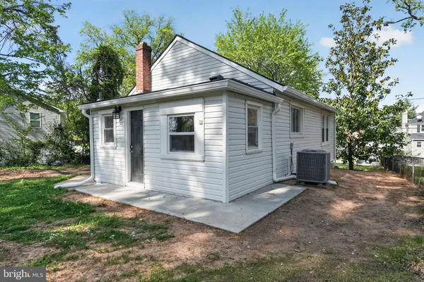 $369,000 | 516 71st Street, Capitol Heights, MD 20743