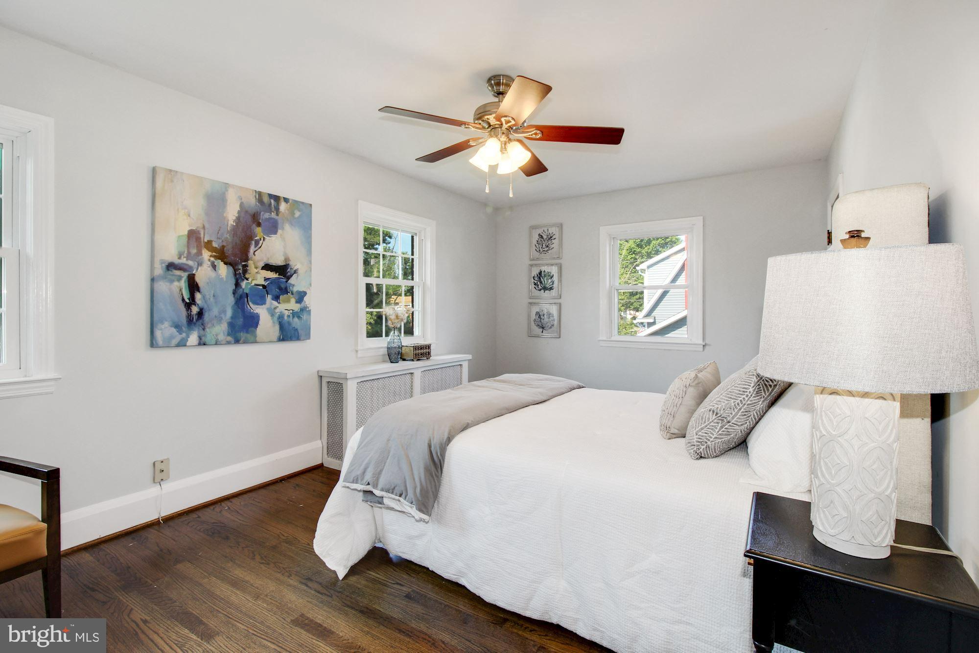 534 Forest View Road Linthicum Heights, MD 21090 - Photo 12 of 28 Primary bedroom