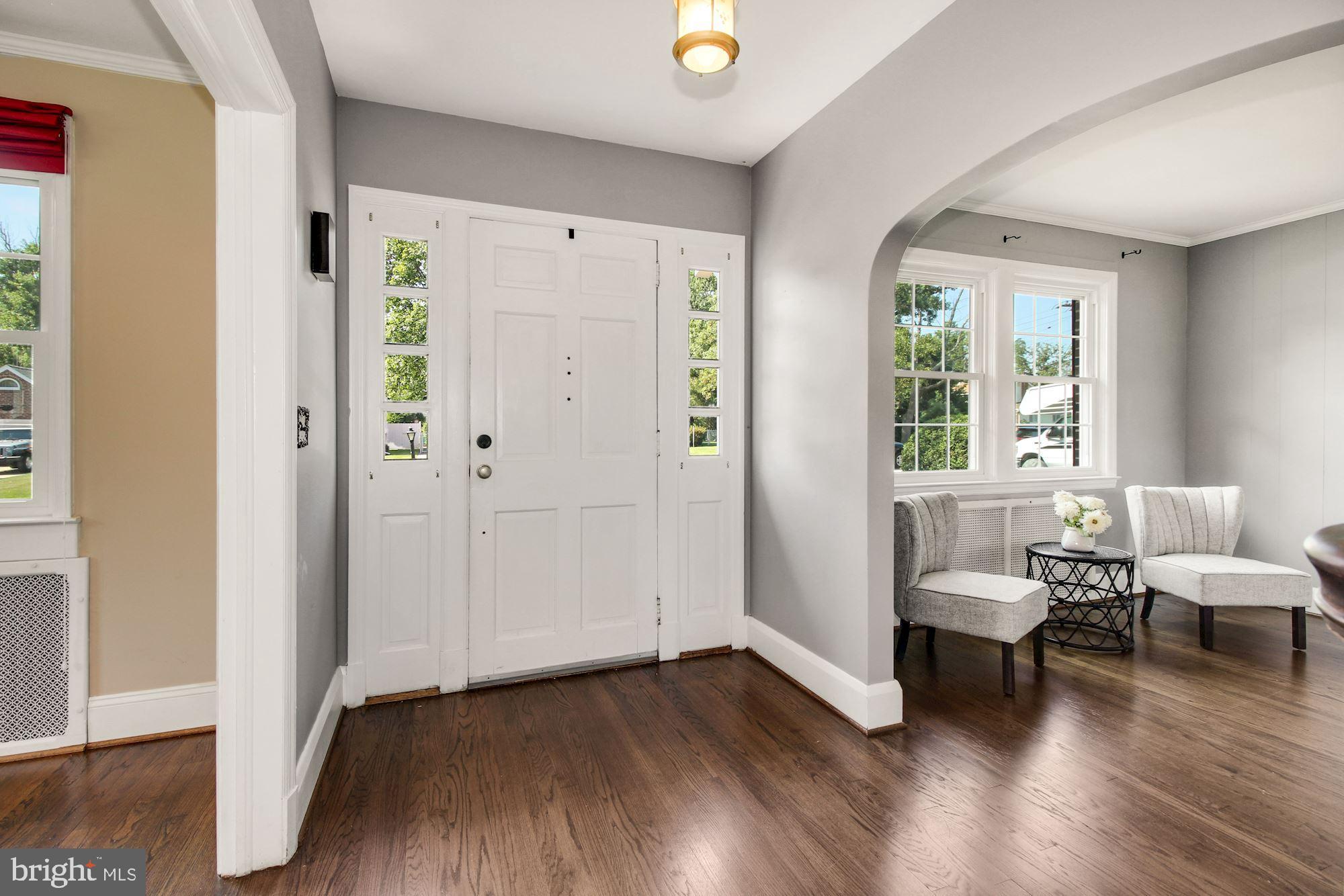 534 Forest View Road Linthicum Heights, MD 21090 - Photo 2 of 28 Center hall Colonial
