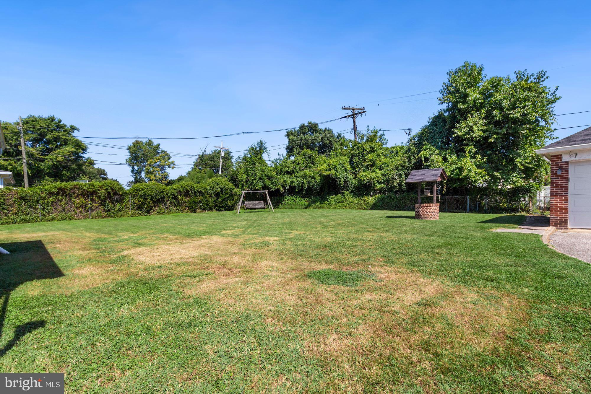 534 Forest View Road Linthicum Heights, MD 21090 - Photo 26 of 28 Expansive back yard