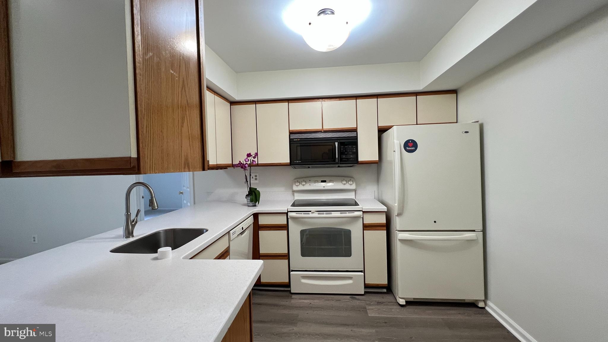 722 Washington Place, Unit 22 Chesterbrook, PA 19087 - Photo 9 of 25