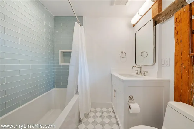 $13,500,000 | 10 North Water Street, Nantucket, MA 02554