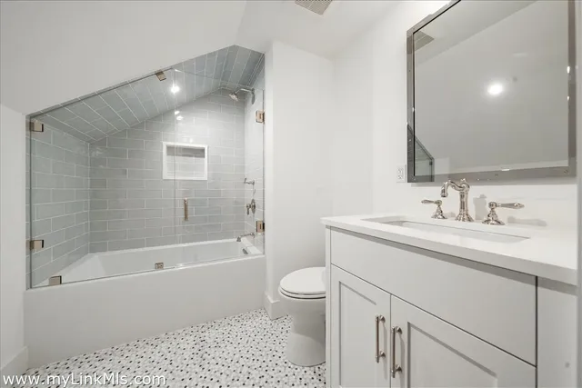 $13,500,000 | 10 North Water Street, Nantucket, MA 02554