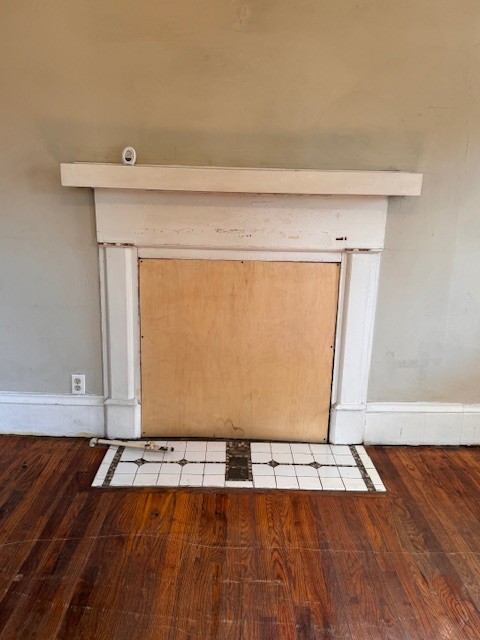 139 Columbia Avenue Centerville, TN 37033 - Photo 30 of 44 a view of a room with wooden floor