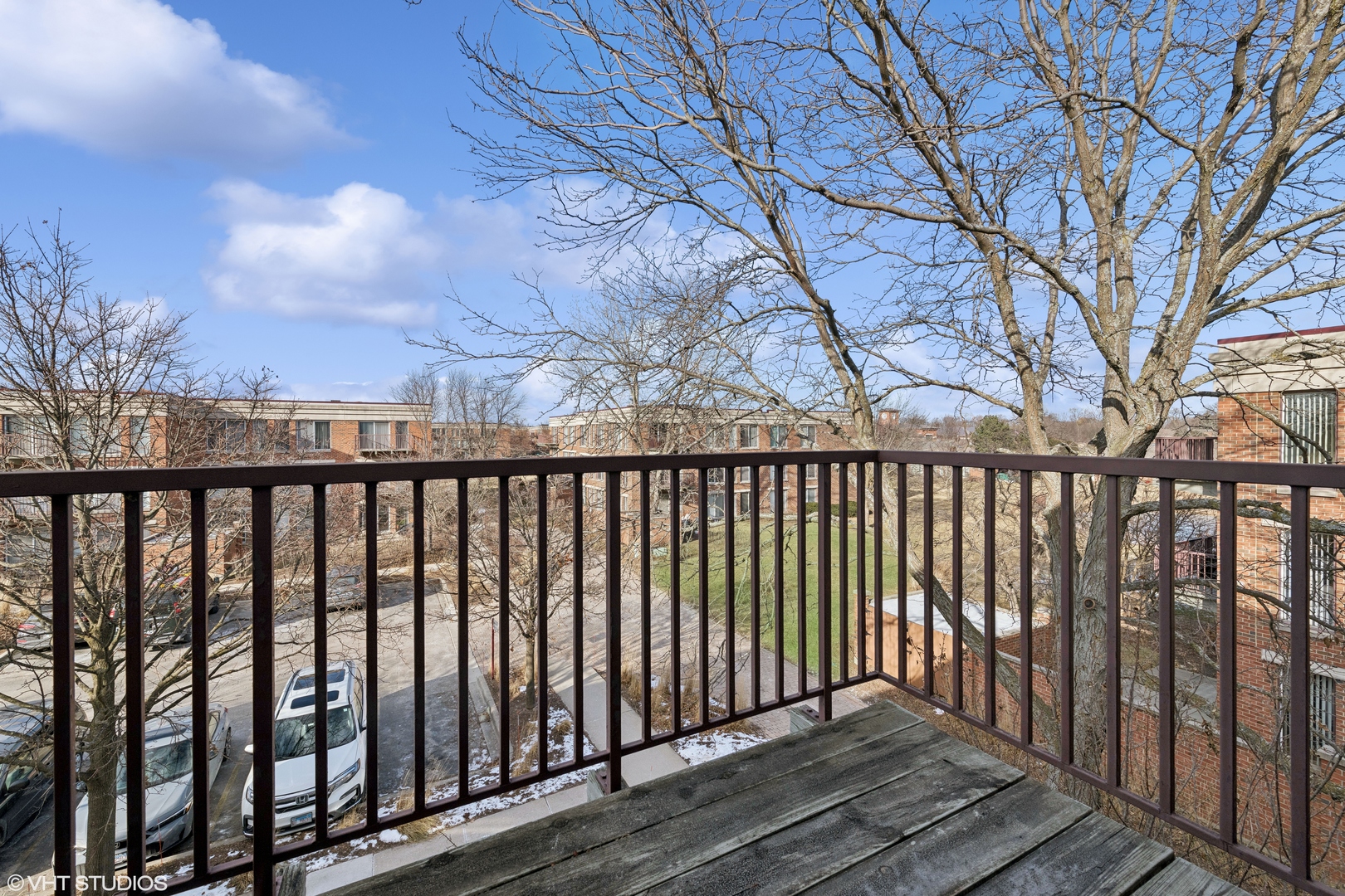 382 Kelburn Road, Unit 322 Deerfield, IL 60015 - Photo 12 of 15 Gallery Image 12