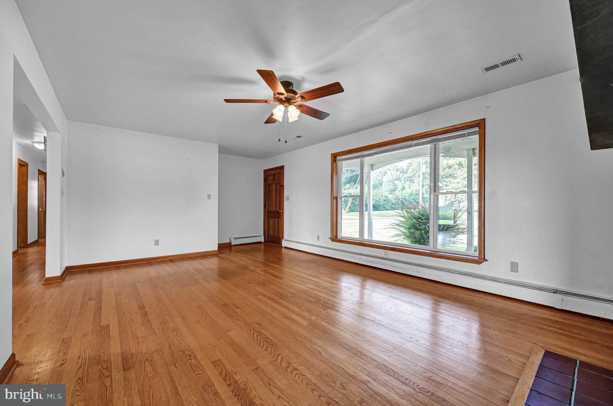 840 Broad Ext Street Delta, PA 17314 - Photo 12 of 27 Gallery Image 12