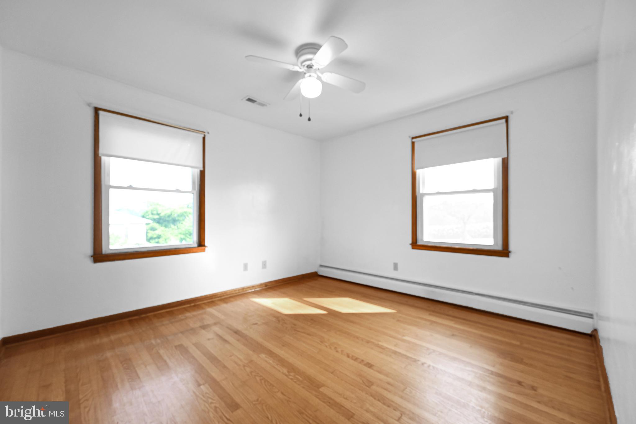840 Broad Ext Street Delta, PA 17314 - Photo 22 of 27 Bedroom 3