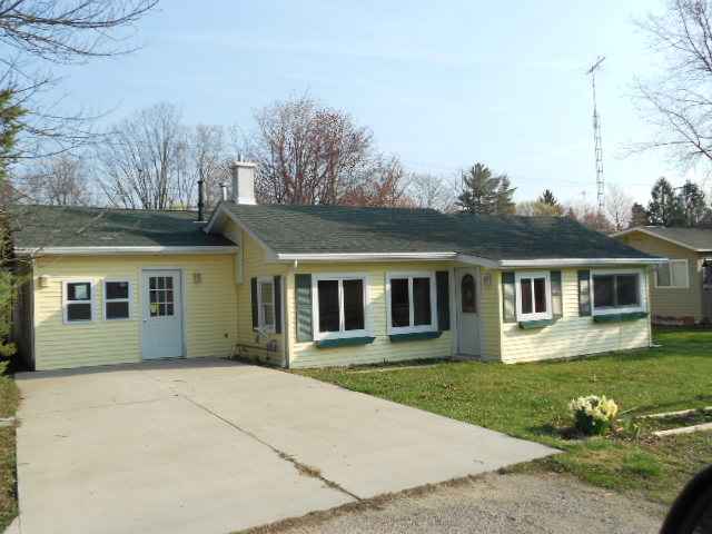 7463 Beechwood Road Lexington, MI 48450 - Photo 11 of 15 31096784-10.JPG