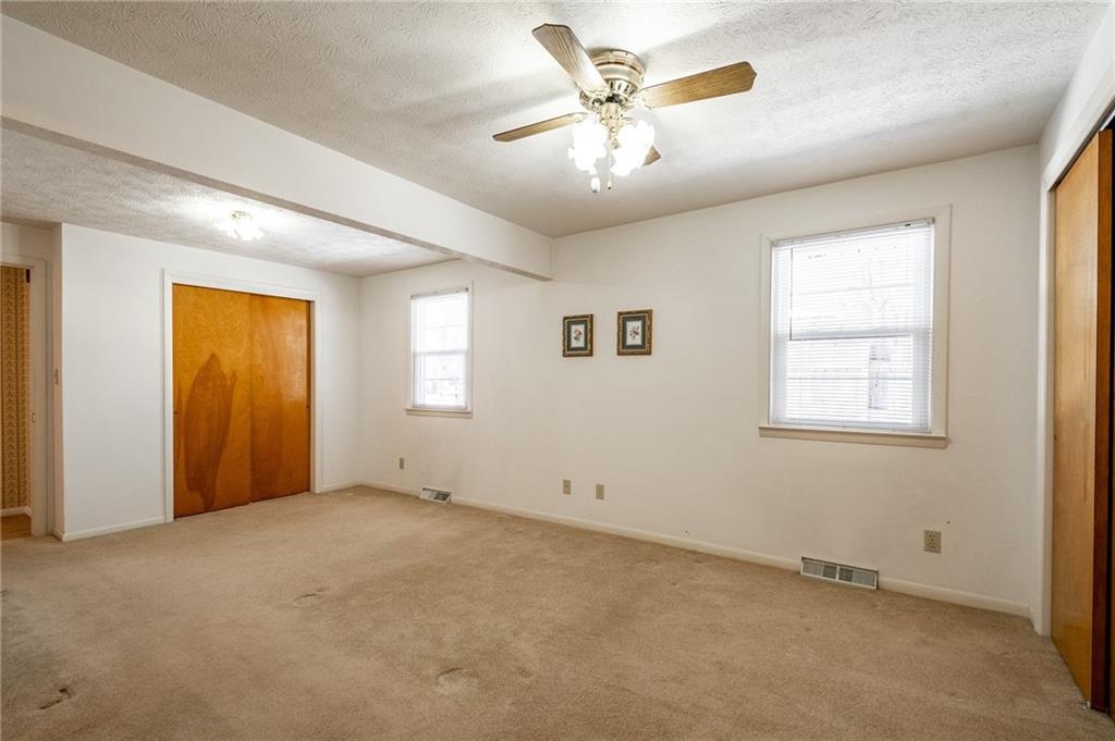 1060 River Road Columbus, IN 47203 - Photo 21 of 40 Gallery Image 21