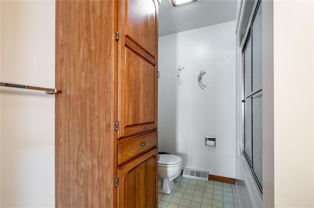 1060 River Road Columbus, IN 47203 - Photo 30 of 40 Gallery Image 30
