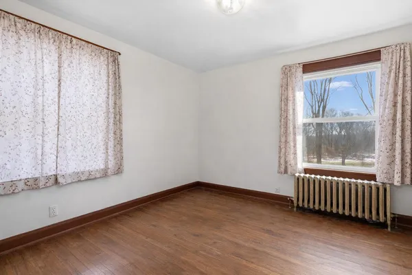 $450,000 | 35553 Highway 43, Paw Paw, MI 49079