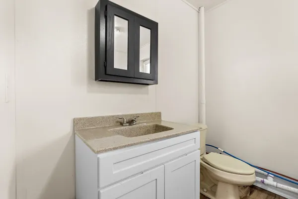 $450,000 | 35553 Highway 43, Paw Paw, MI 49079