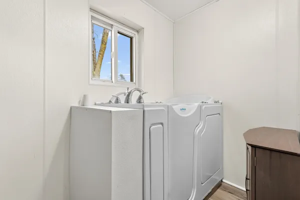 $450,000 | 35553 Highway 43, Paw Paw, MI 49079