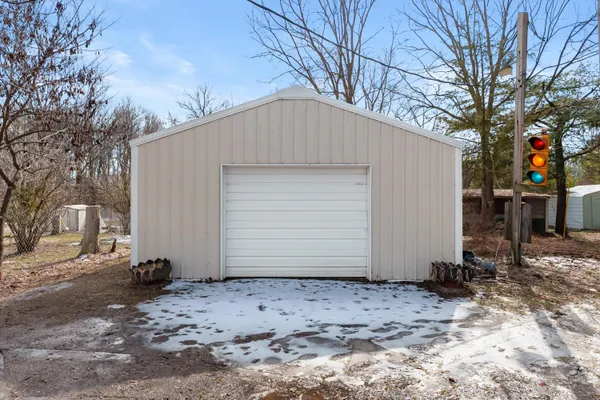 $450,000 | 35553 Highway 43, Paw Paw, MI 49079