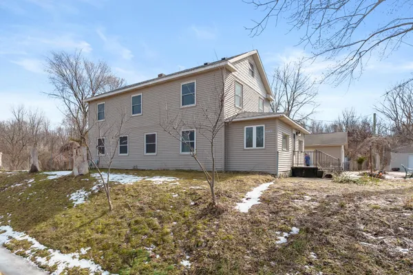 $450,000 | 35553 Highway 43, Paw Paw, MI 49079