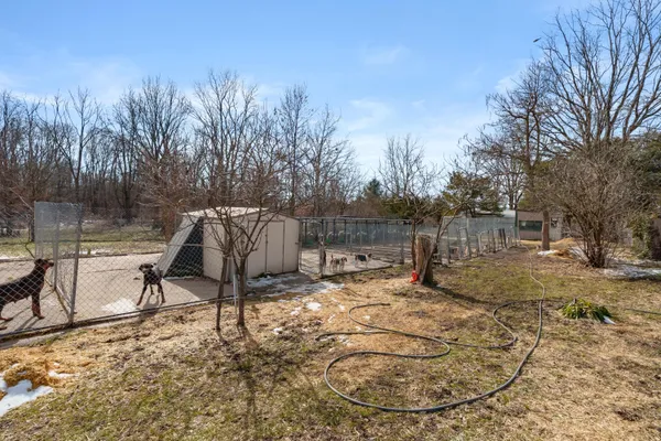 $450,000 | 35553 Highway 43, Paw Paw, MI 49079