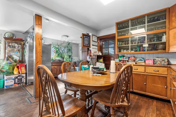 $450,000 | 35553 Highway 43, Paw Paw, MI 49079