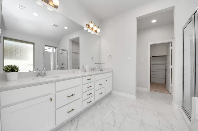 a view of walk in closet