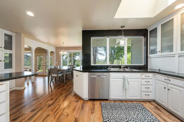 $1,599,000 | 4311 West Center Lane, Spokane, WA 99208