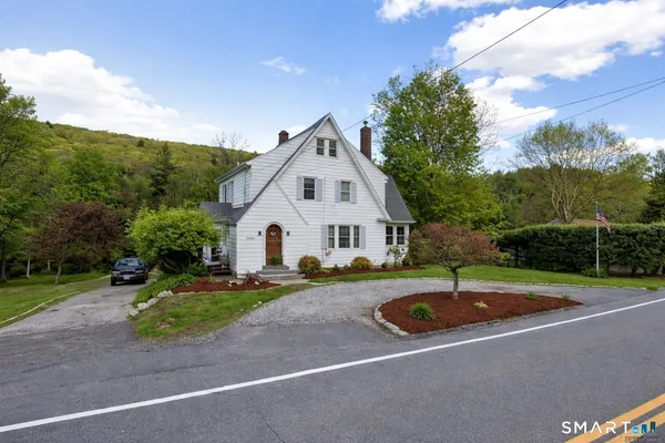 $293,999 | 420 Norfolk Road, Torrington, CT 06790