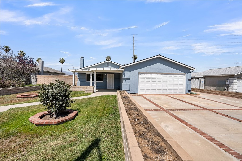 6004 Vanessa Street Riverside, CA 92504 - Photo 2 of 30