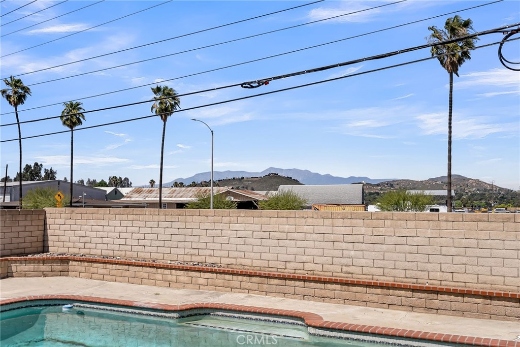 6004 Vanessa Street Riverside, CA 92504 - Photo 27 of 30