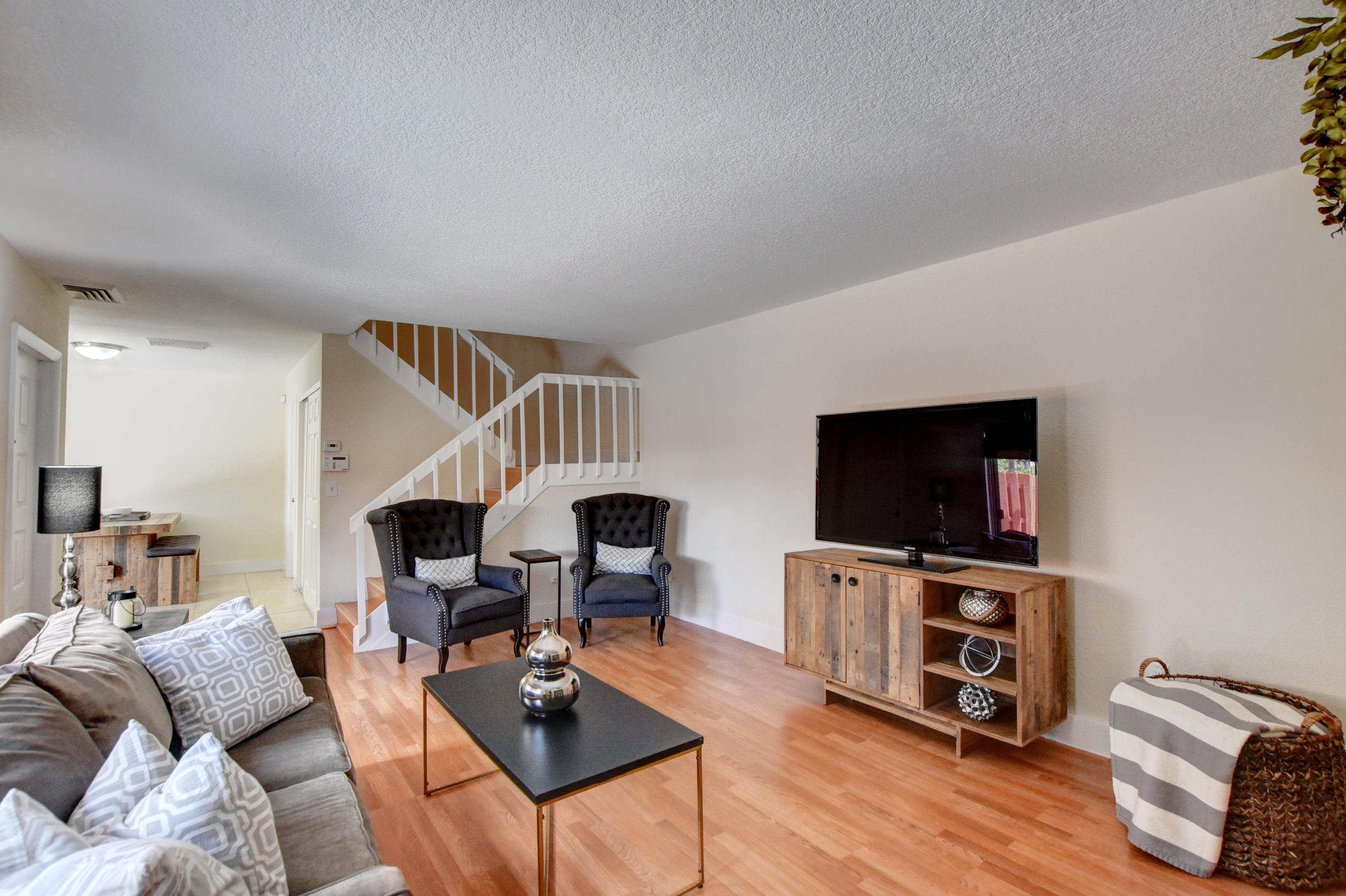 22204 Boca Rancho Drive, Unit A Boca Raton, FL 33428 - Photo 9 of 27 Living room