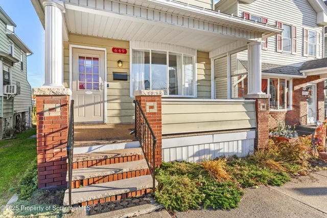 $179,900 | 649 North Franklin Street, Wilkes Barre, PA 18702