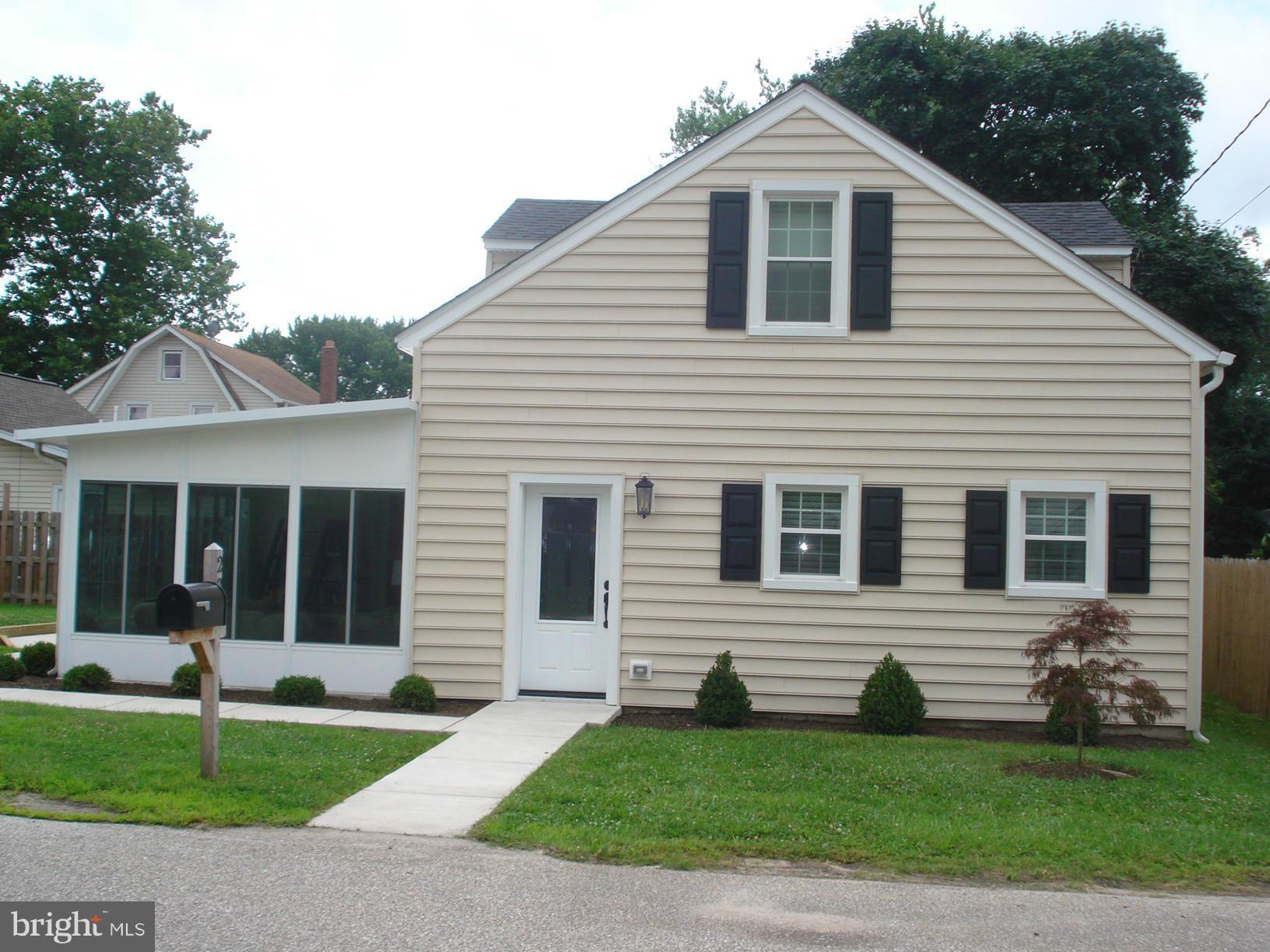236 Wanda Road Pasadena, MD 21122 - Photo 1 of 30 Exterior (Front)