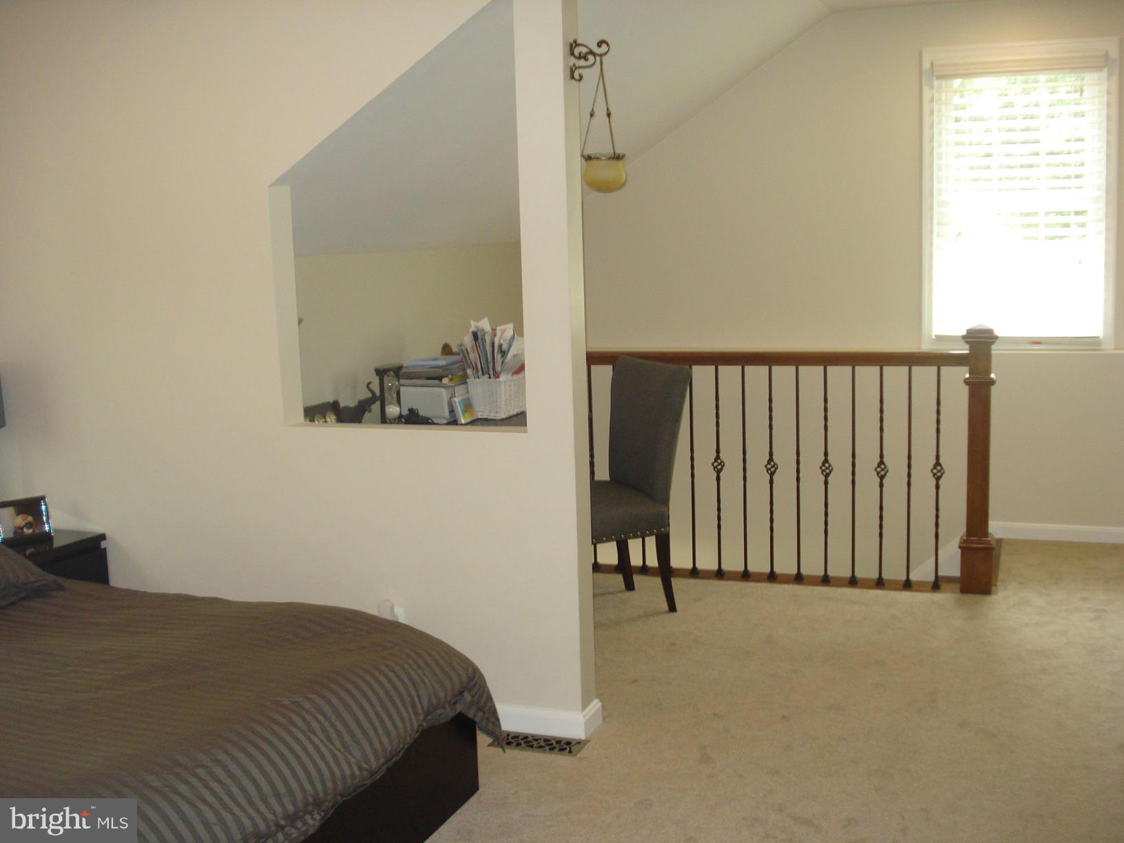236 Wanda Road Pasadena, MD 21122 - Photo 18 of 30 Bedroom (Master)
