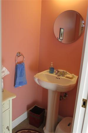 8 Hockanum Road, Unit 7 Northampton, MA 01060 - Photo 3 of 15 Gallery Image 3