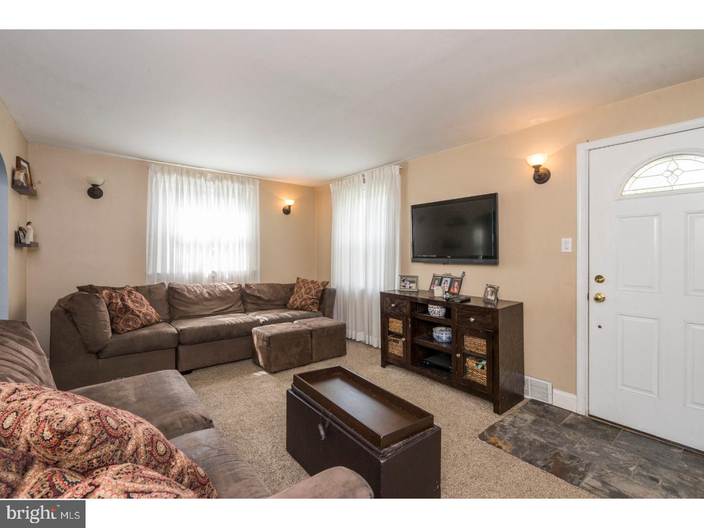 212 Signal Road Drexel Hill, PA 19026 - Photo 6 of 25