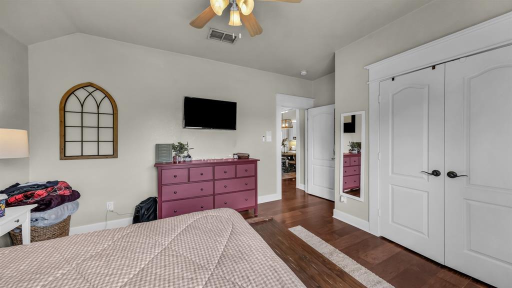 2691 Farm To Market Road 730 North Decatur, TX 76234 - Photo 24 of 36 a bedroom with a bed and a flat screen tv