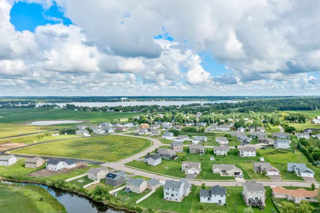 $399,000 | 1700 10th Street Northeast, Buffalo, MN 55313