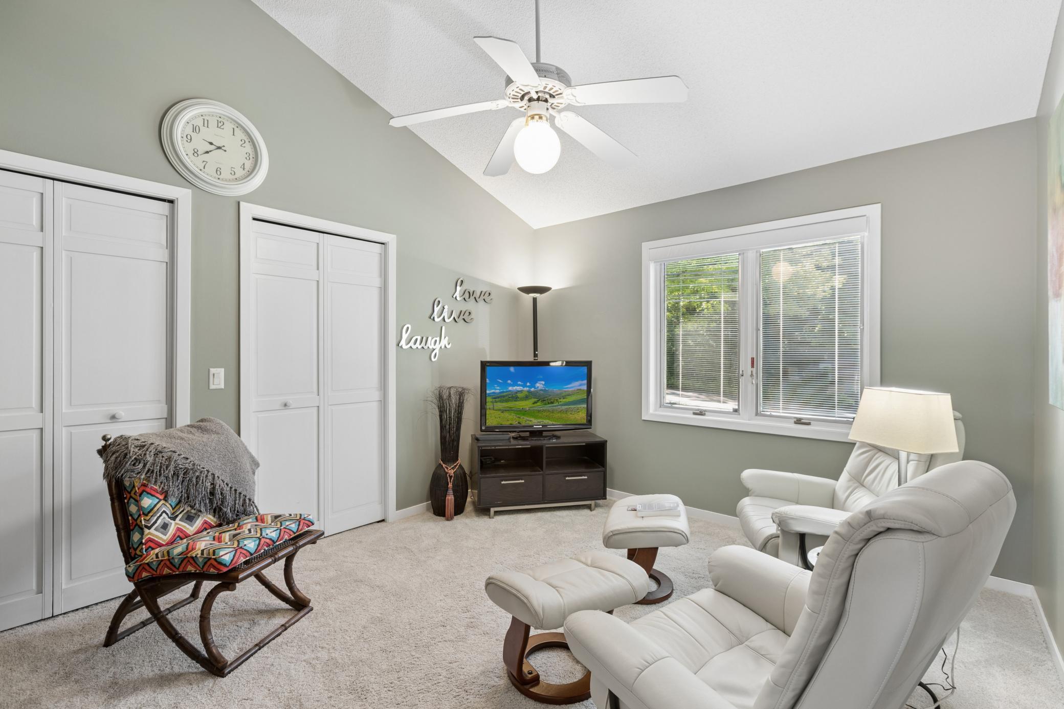 1807 Timberline Trail Minnetonka, MN 55305 - Photo 24 of 48