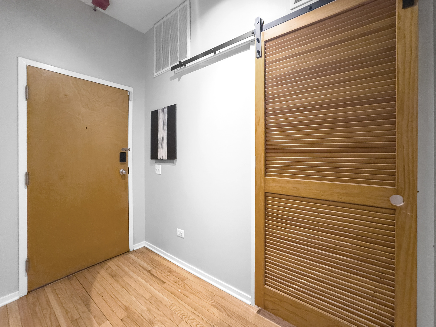 2024 South Wabash Avenue, Unit 507 Chicago, IL 60616 - Photo 18 of 24