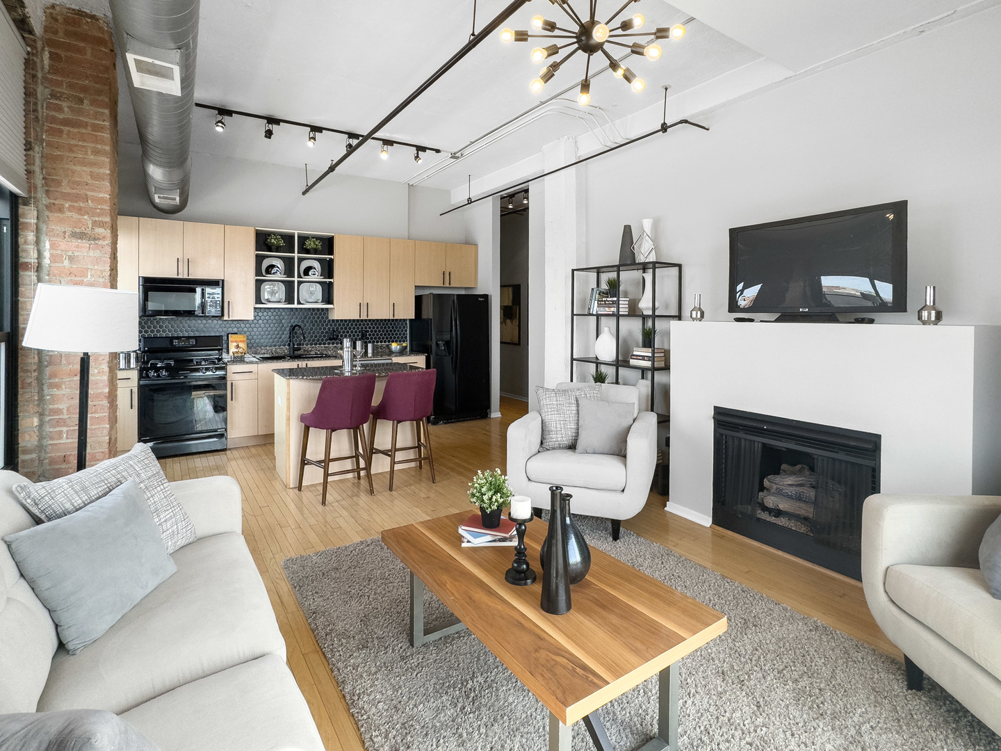 2024 South Wabash Avenue, Unit 507 Chicago, IL 60616 - Photo 2 of 24