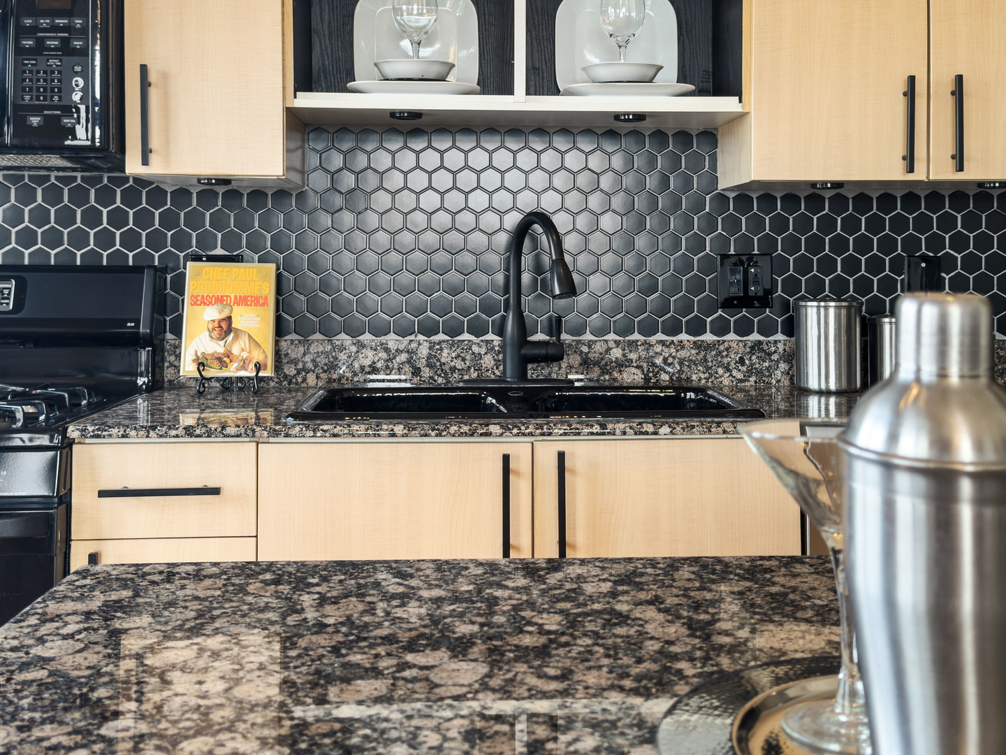 2024 South Wabash Avenue, Unit 507 Chicago, IL 60616 - Photo 10 of 24