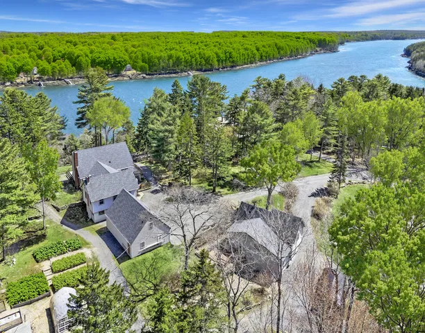 $1,699,000 | 33-30 Taylor Road, Westport Island, ME 04578