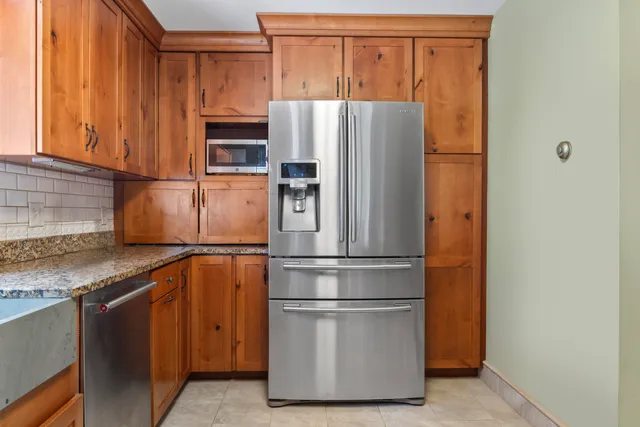 $1,699,000 | 33-30 Taylor Road, Westport Island, ME 04578