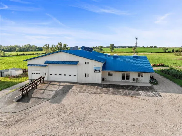 $1,208,000 | W1250 County HH, New Holstein, WI 53061
