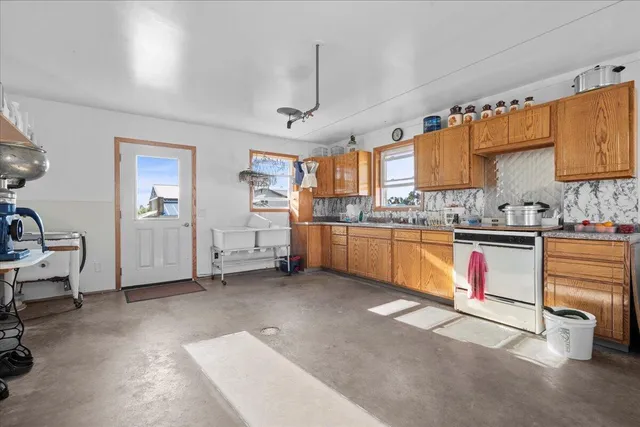 $1,230,000 | W1250 County HH, New Holstein, WI 53061